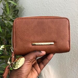 Steve madden brown leather wallet wristlet cardholder bag purse.